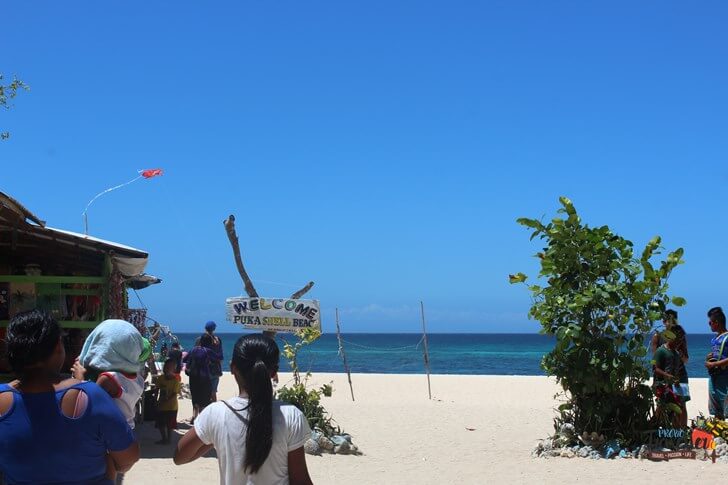 Boracay Island - Puka Beach Enterance